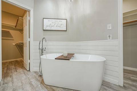 Tiny photo for 3223 Pleasant Cove Court, Houston, TX 77059 (MLS # 10051224)