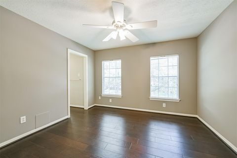 Tiny photo for 3223 Pleasant Cove Court, Houston, TX 77059 (MLS # 10051224)