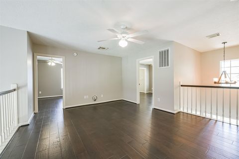Tiny photo for 3223 Pleasant Cove Court, Houston, TX 77059 (MLS # 10051224)