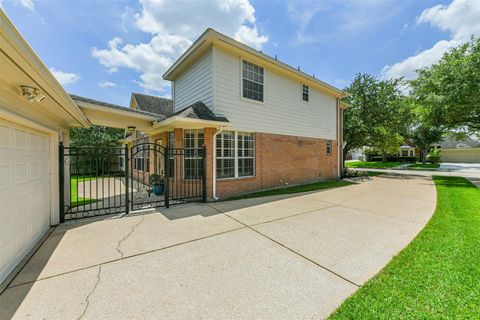 Tiny photo for 3223 Pleasant Cove Court, Houston, TX 77059 (MLS # 10051224)