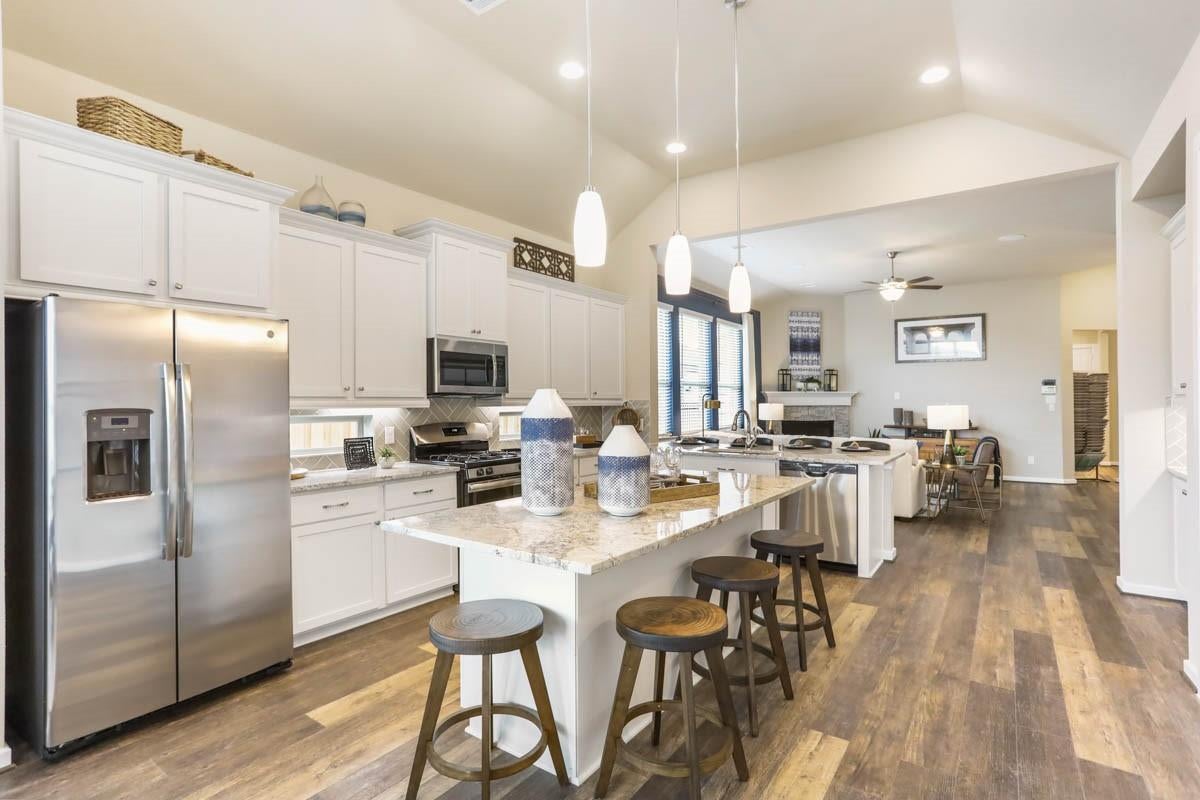 13223 Valley Orchard