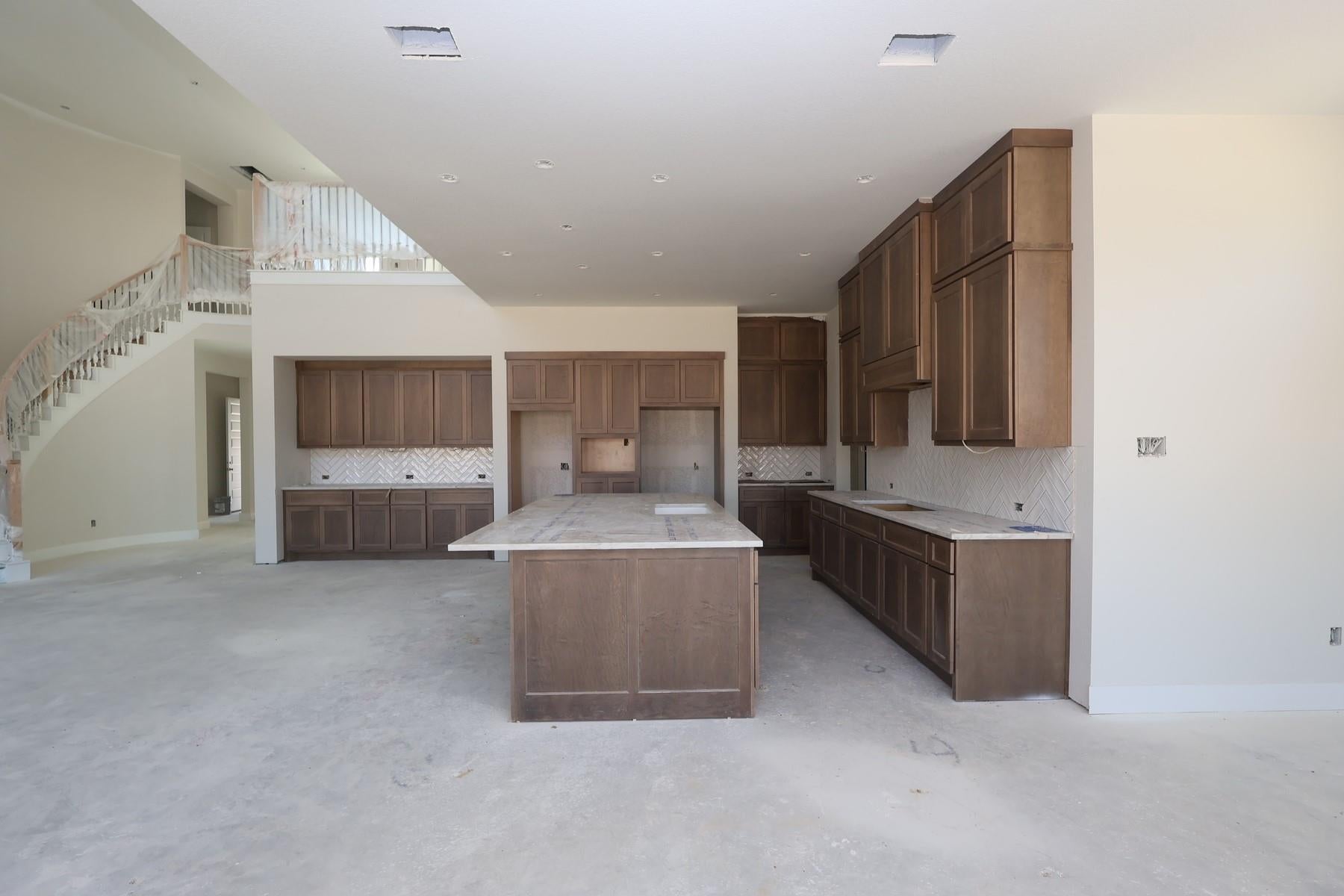 4407 Regal Springs Drive