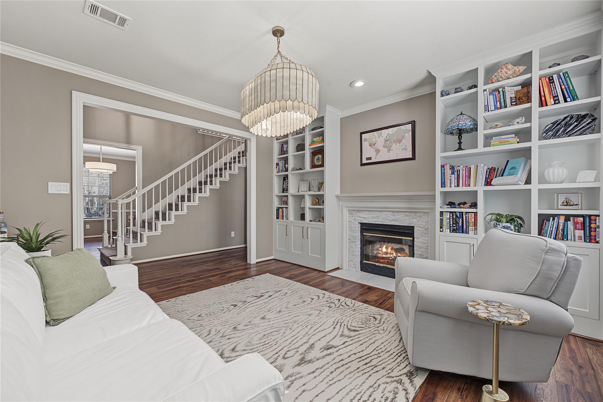 5 Otter Pond Place