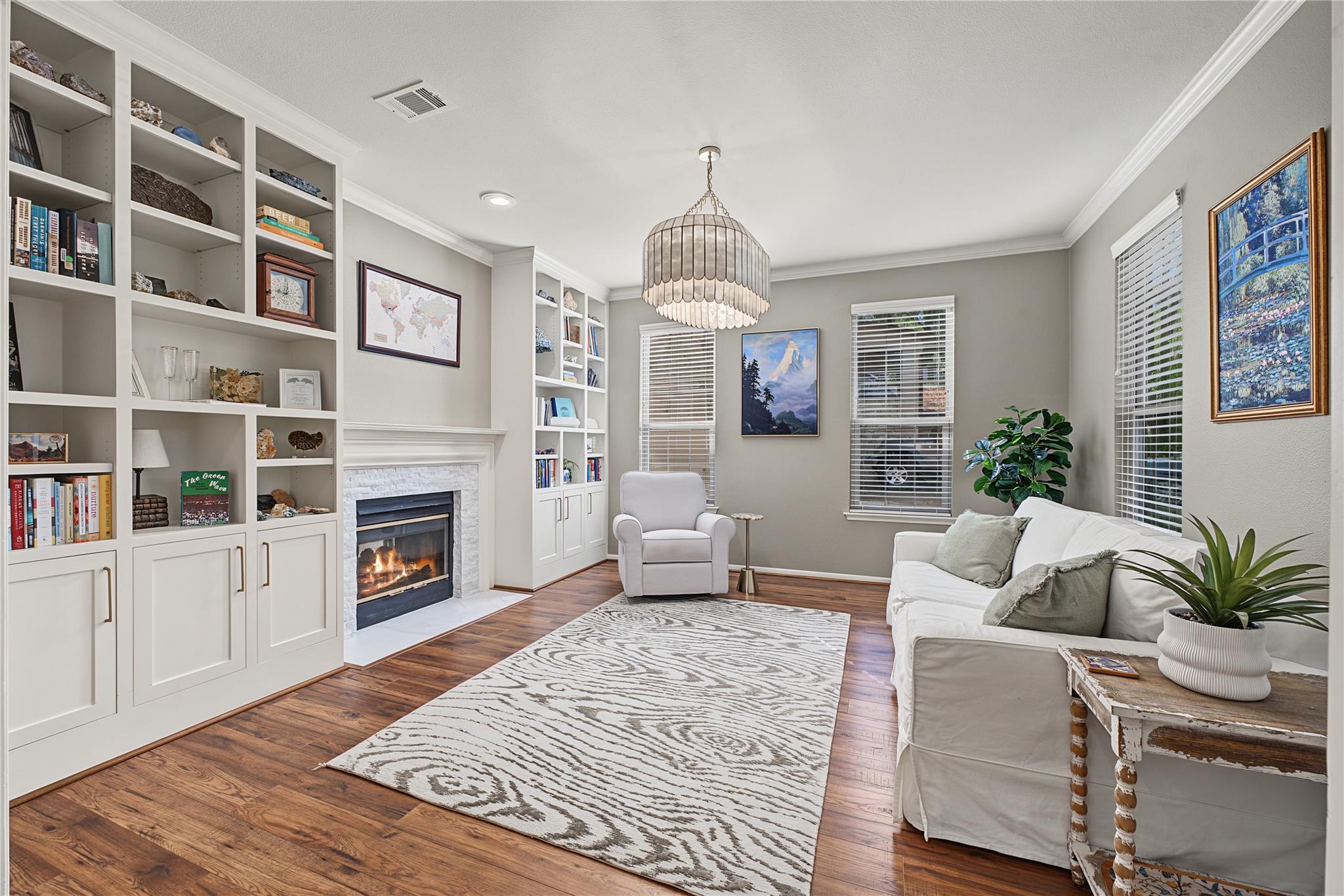 5 Otter Pond Place