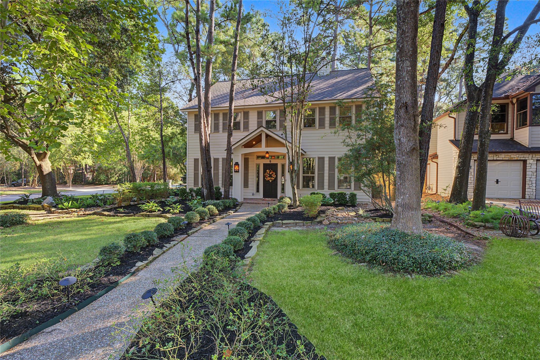 5 Otter Pond Place