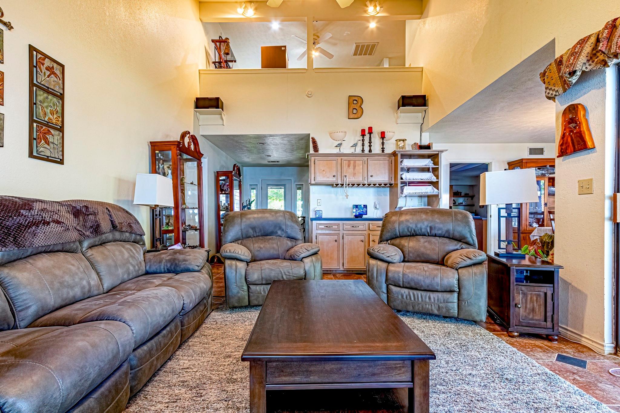 1436 Indian Hill Boulevard