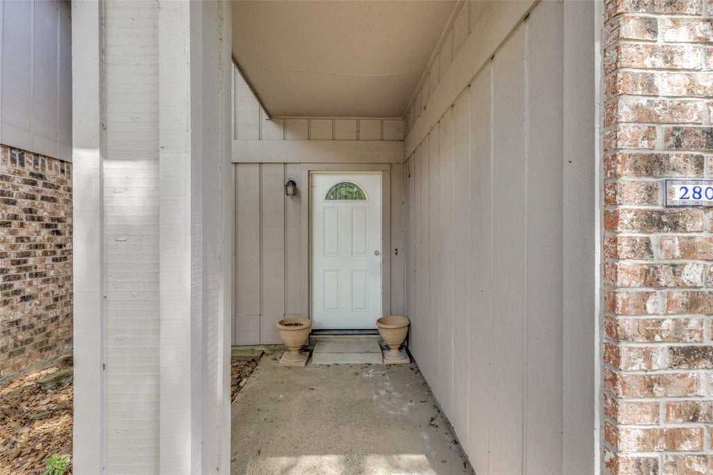 Photo of 2803 Parkwood Manor Drive, Houston, TX 77339 (MLS # 79116199)