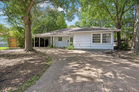 Photo of 4022 Woodcraft Street, Houston, TX 77025 (MLS # 37836898)