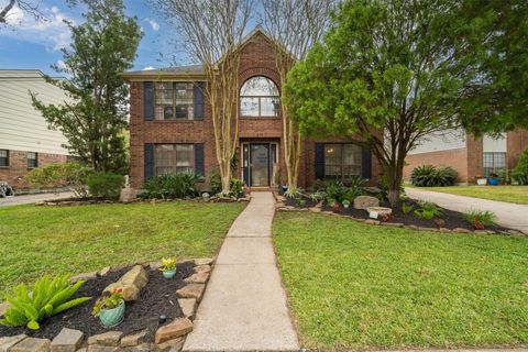 Photo of 819 Rolling Run Court, Houston, TX 77062 (MLS # 27646843)