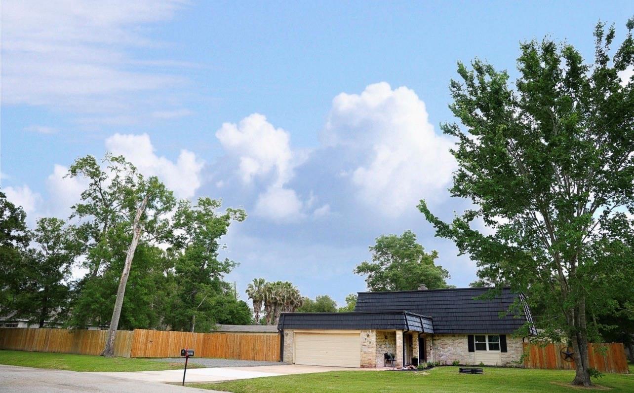 215 County Road 193