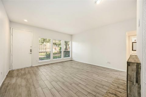 Tiny photo for 2100 Tanglewilde Street #531, Houston, TX 77063 (MLS # 8907628)