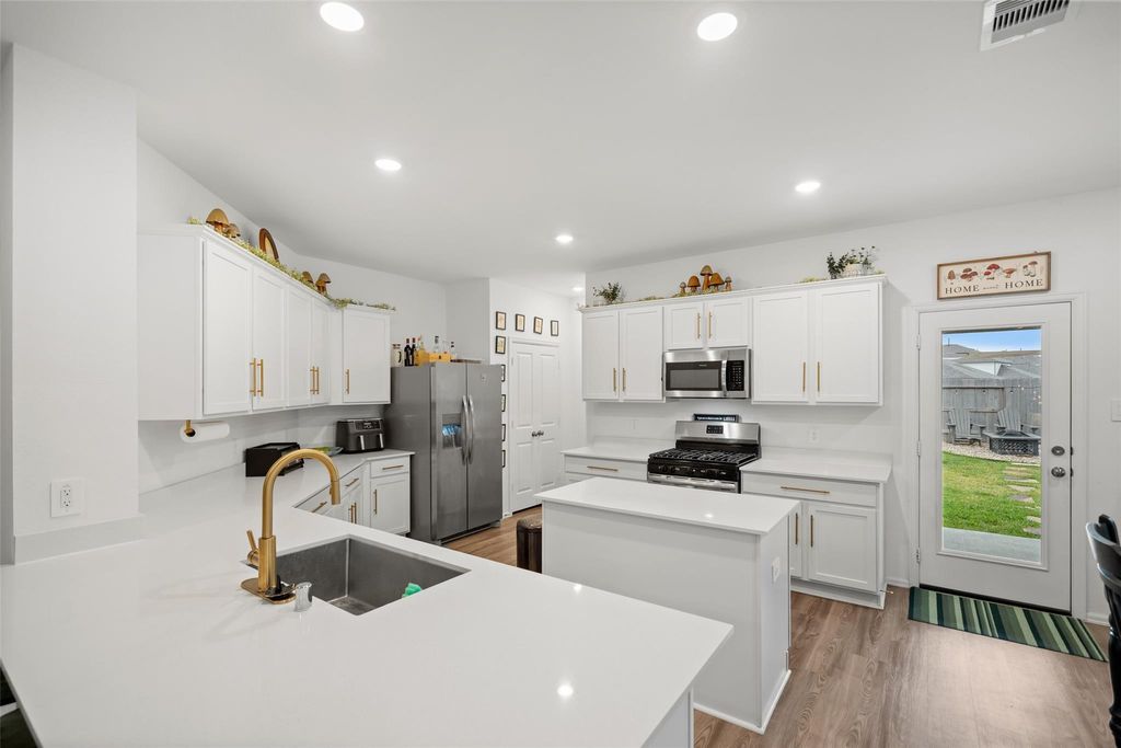 Photo of 17011 Garden Moor Trail, Hockley, TX 77447 (MLS # 10854476)