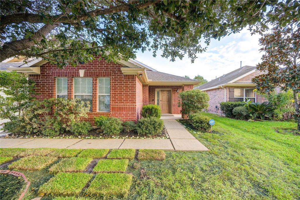 Photo of 16211 Peach Bluff Lane, Cypress, TX 77429 (MLS # 48869791)