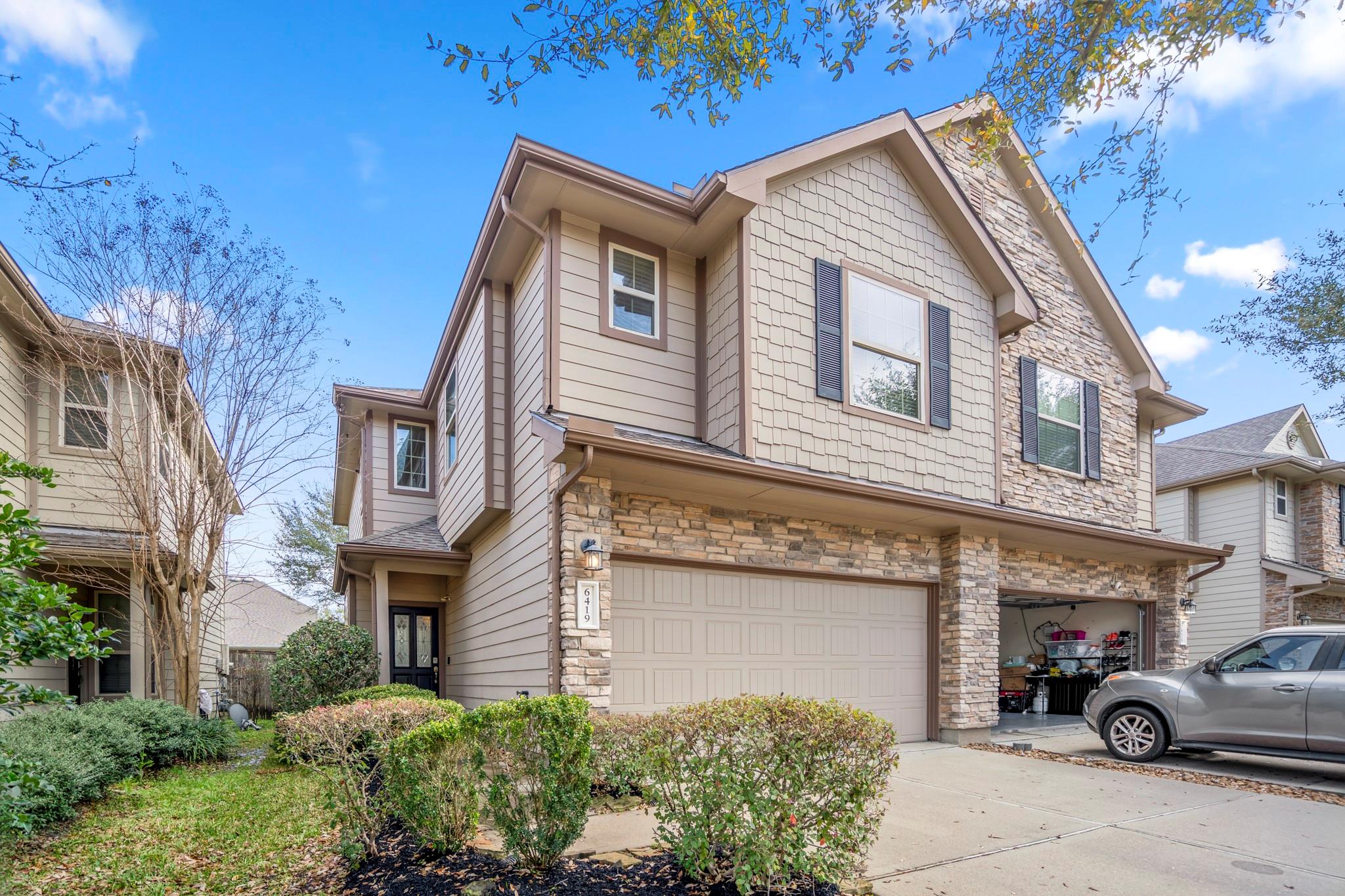 6419 Calgary Woods Lane