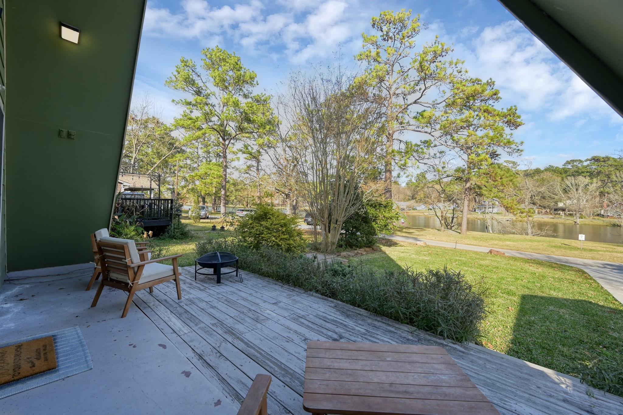 1500 W Pine Lake Circle