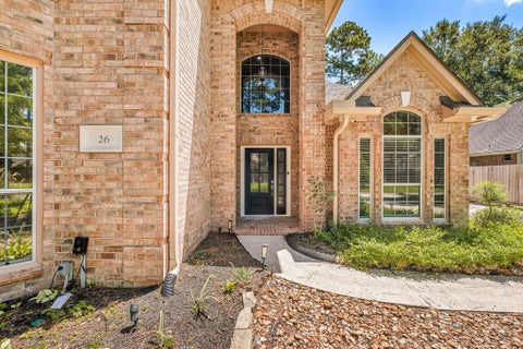 Photo of 26 Cinnamon Teal Place, The Woodlands, TX 77382 (MLS # 94206120)