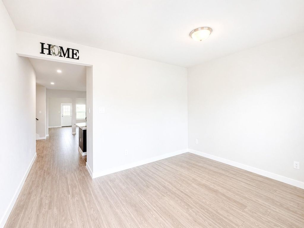 Photo of 323 Bennett Street, Angleton, TX 77515 (MLS # 29619833)