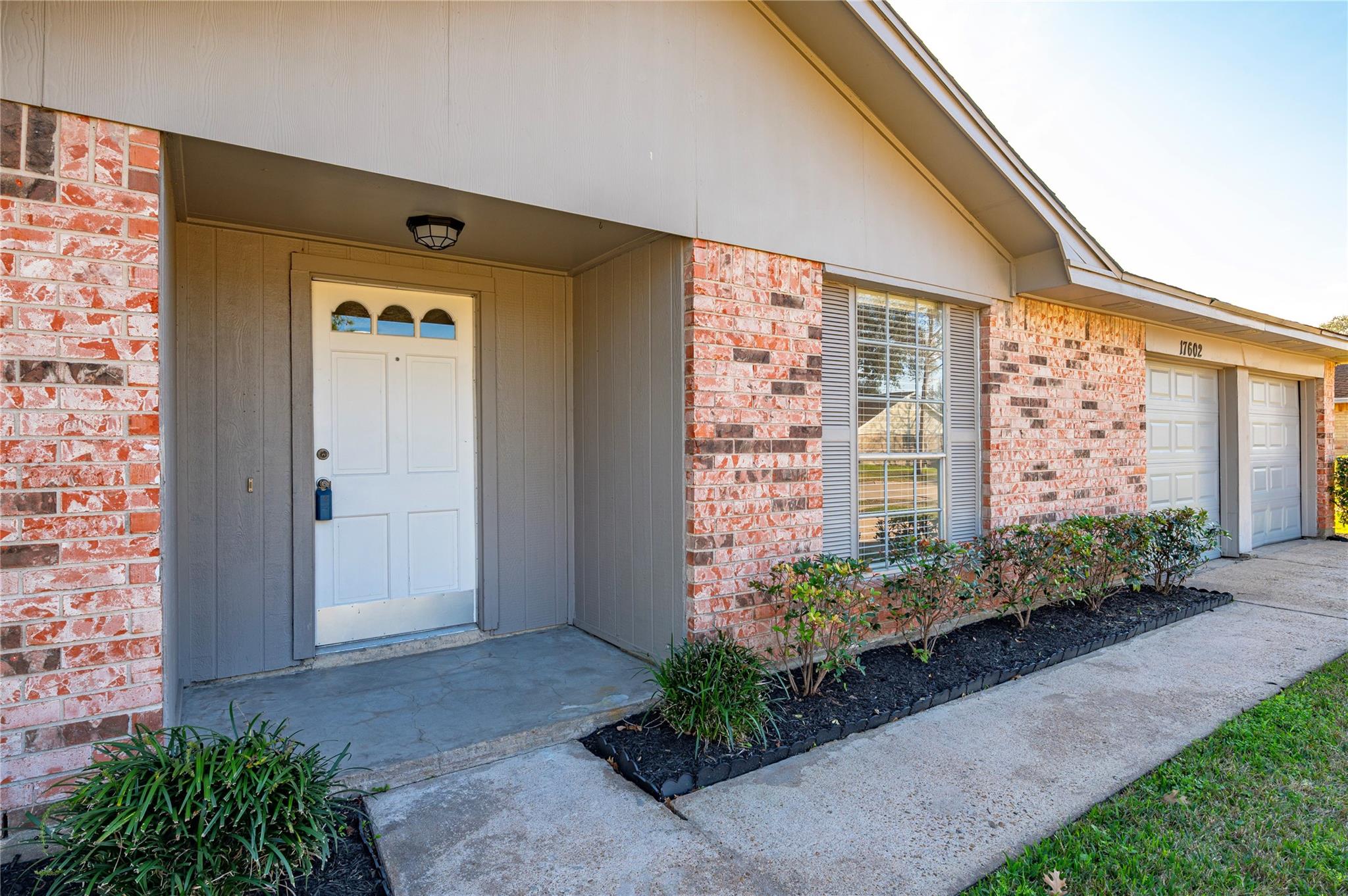 17602 Heritage Bay Drive