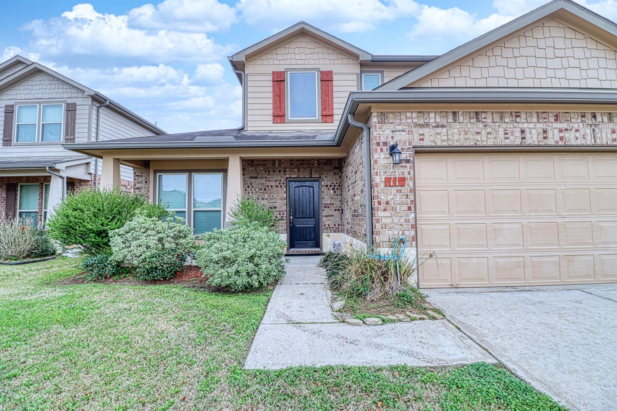 11 Eagle Lake Court