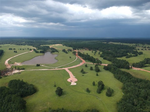 Photo of 344 Lakeland Ranch, Hillister, TX 77624 (MLS # 14362217)