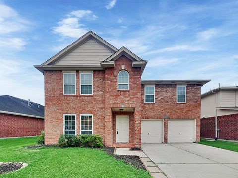 Photo of 26887 Castlecliff Lane, Kingwood, TX 77339 (MLS # 57316400)