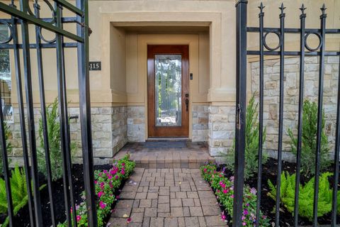 Photo of 4115 Barnes Street, Houston, TX 77007 (MLS # 79355244)