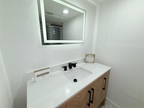 Tiny photo for 9090 S Braeswood Boulevard #115, Houston, TX 77074 (MLS # 39027732)