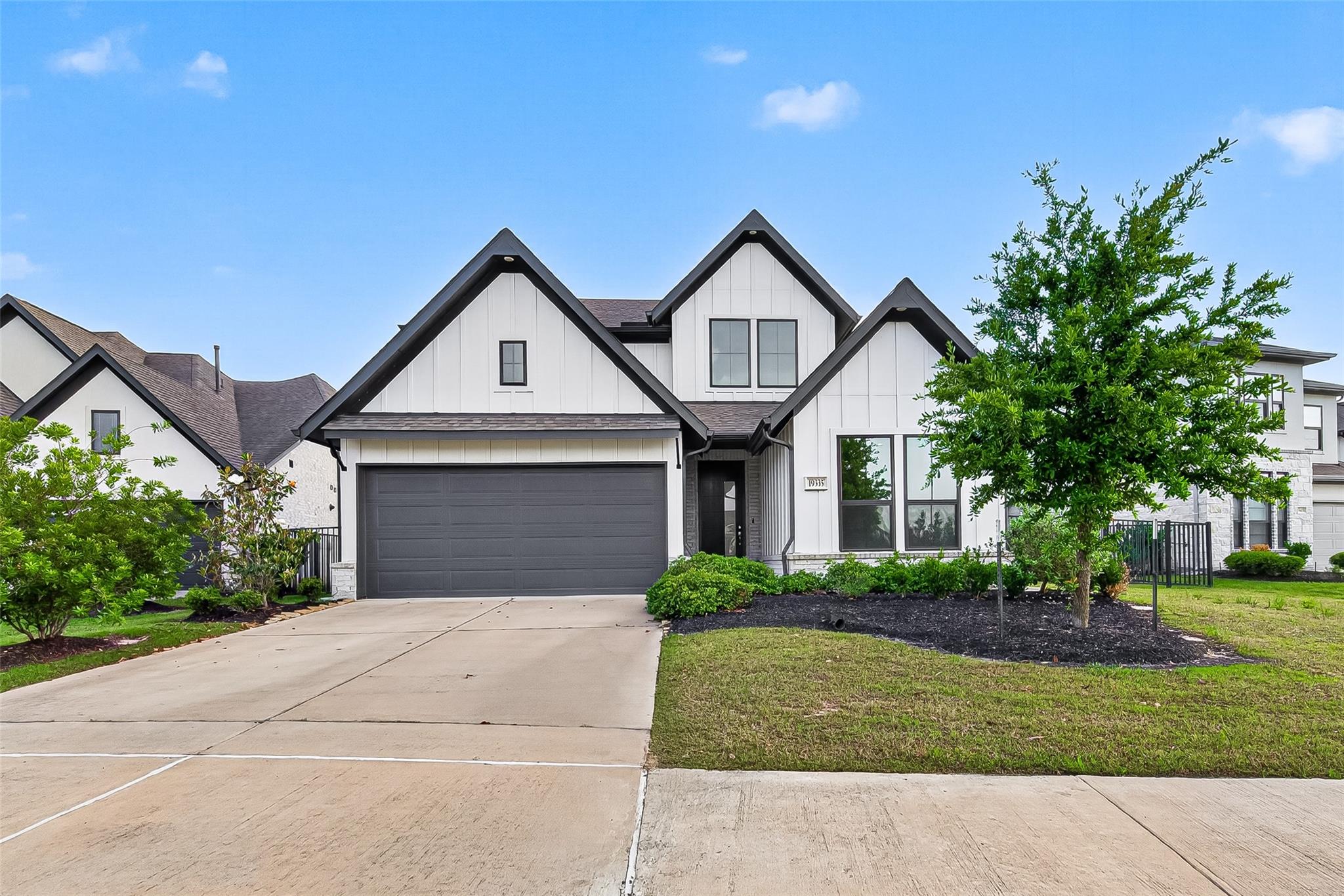 19335 Hackberry Hollow Trail
