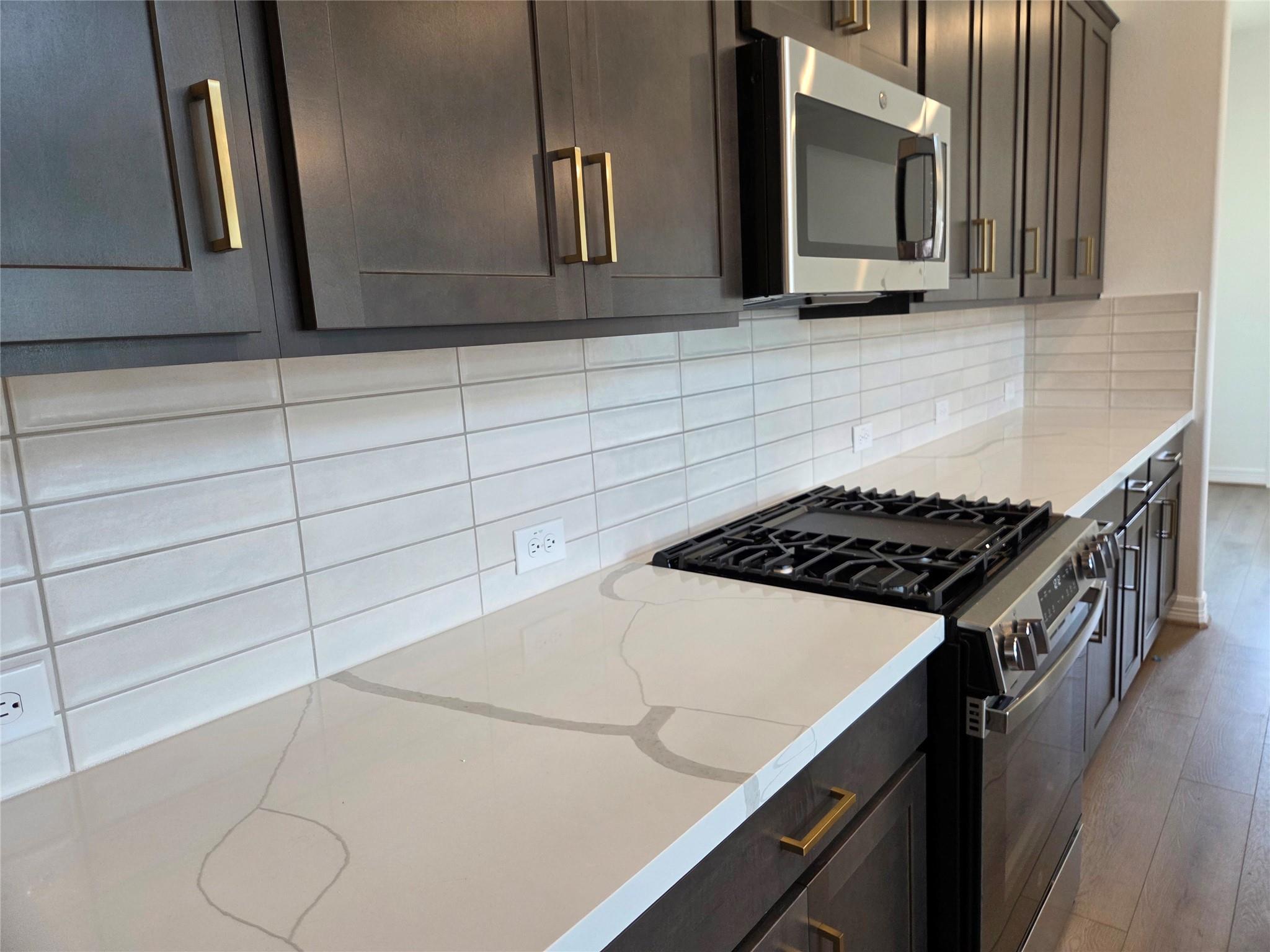 21619 Foxes Trove Trail