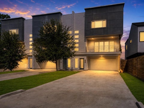 Photo of 219 Pheasant Street #C, Houston, TX 77018 (MLS # 29681918)