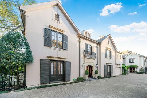 Photo of 5012 Tangle Lane, Houston, TX 77056 (MLS # 45703831)