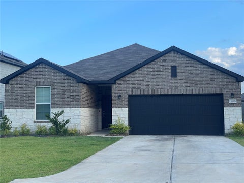 Homes For Rent - 11885 Whirlaway Dr<br/> Willis, TX 77318