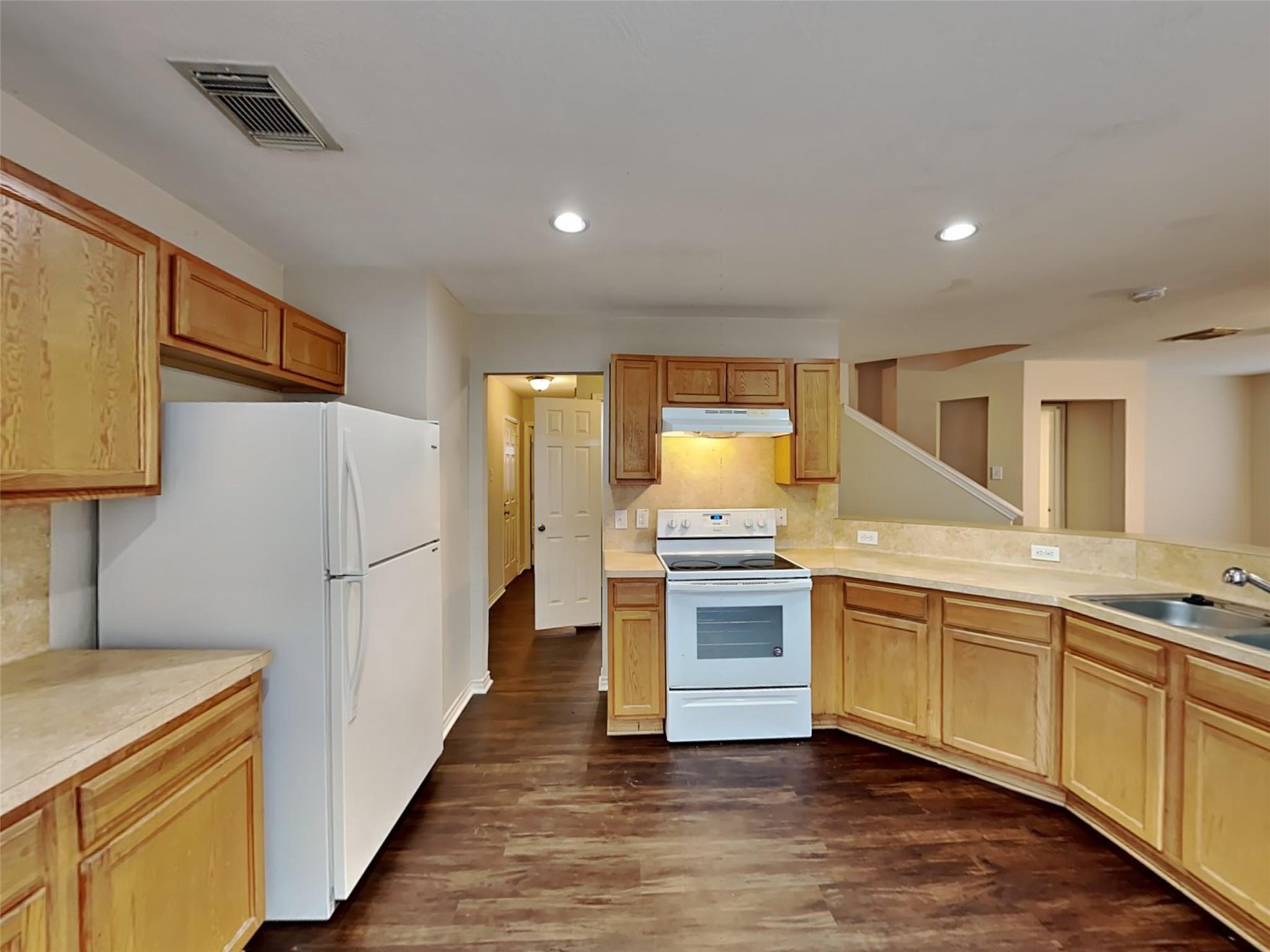 2219 Shady Pine Drive