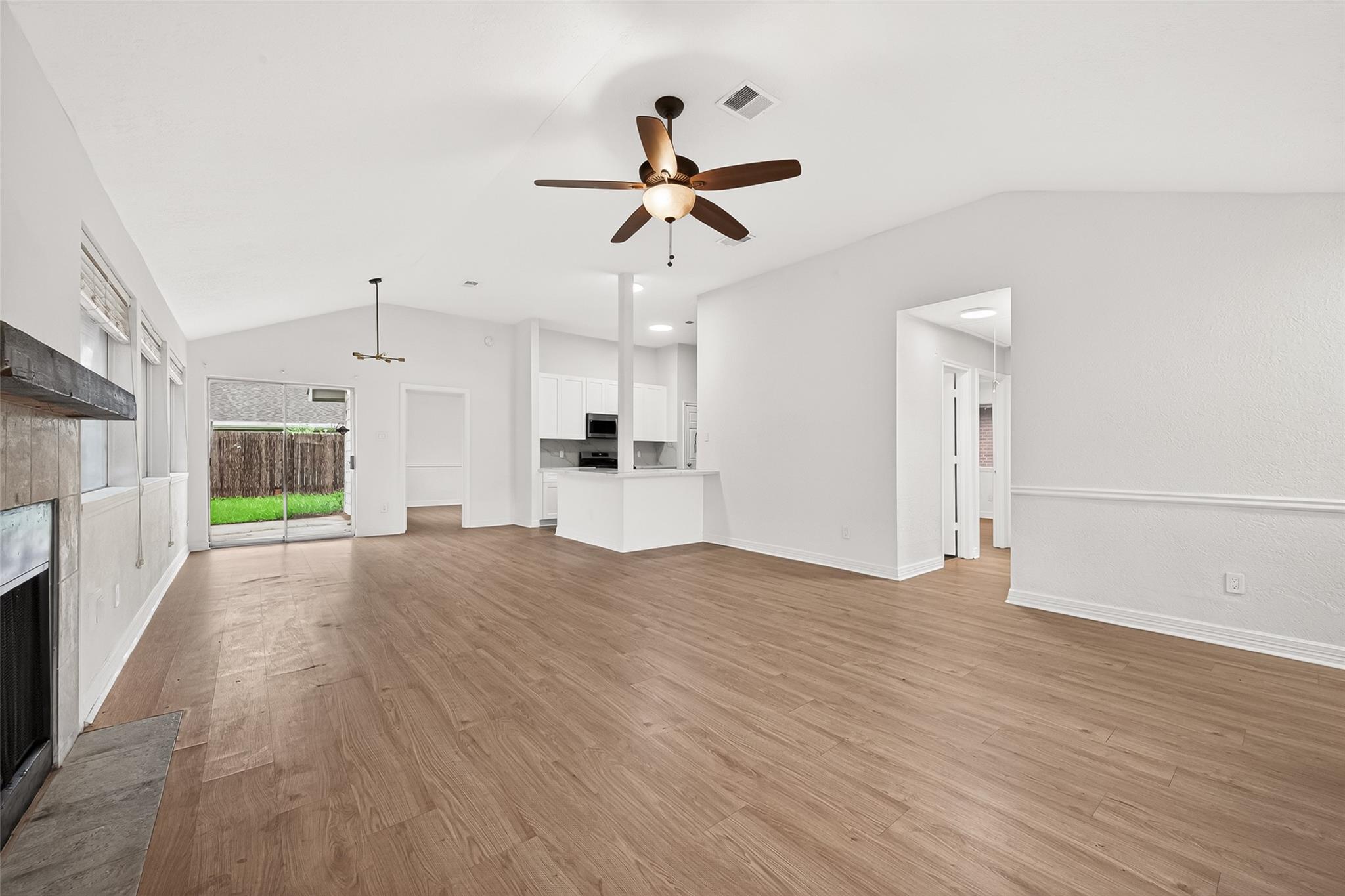 2927 Walnut Springs Drive