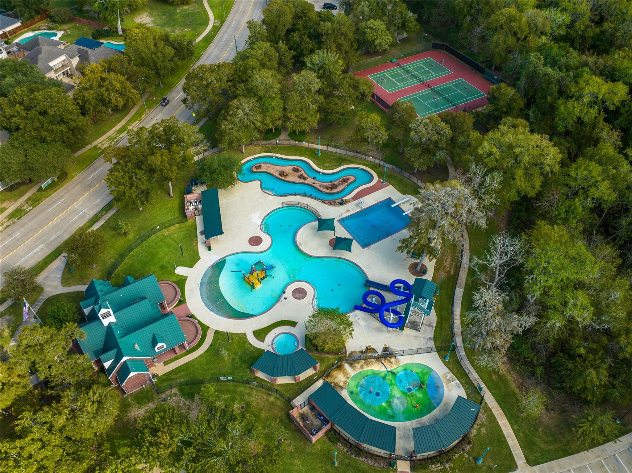 1823 River Trail