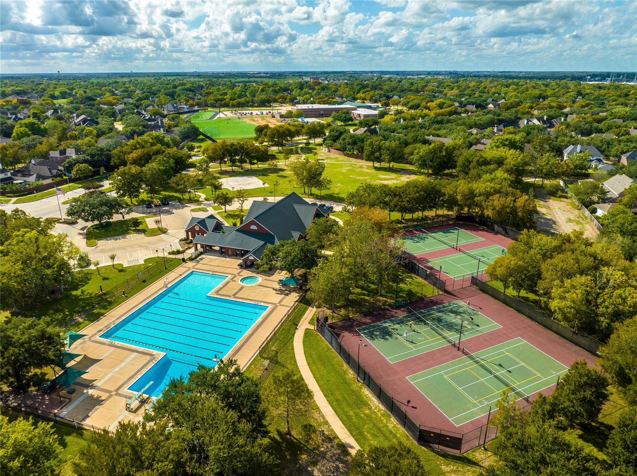 1823 River Trail