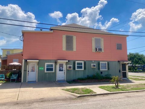 Photo of 1928 24th St, Galveston, TX 77550 (MLS # 40058069)