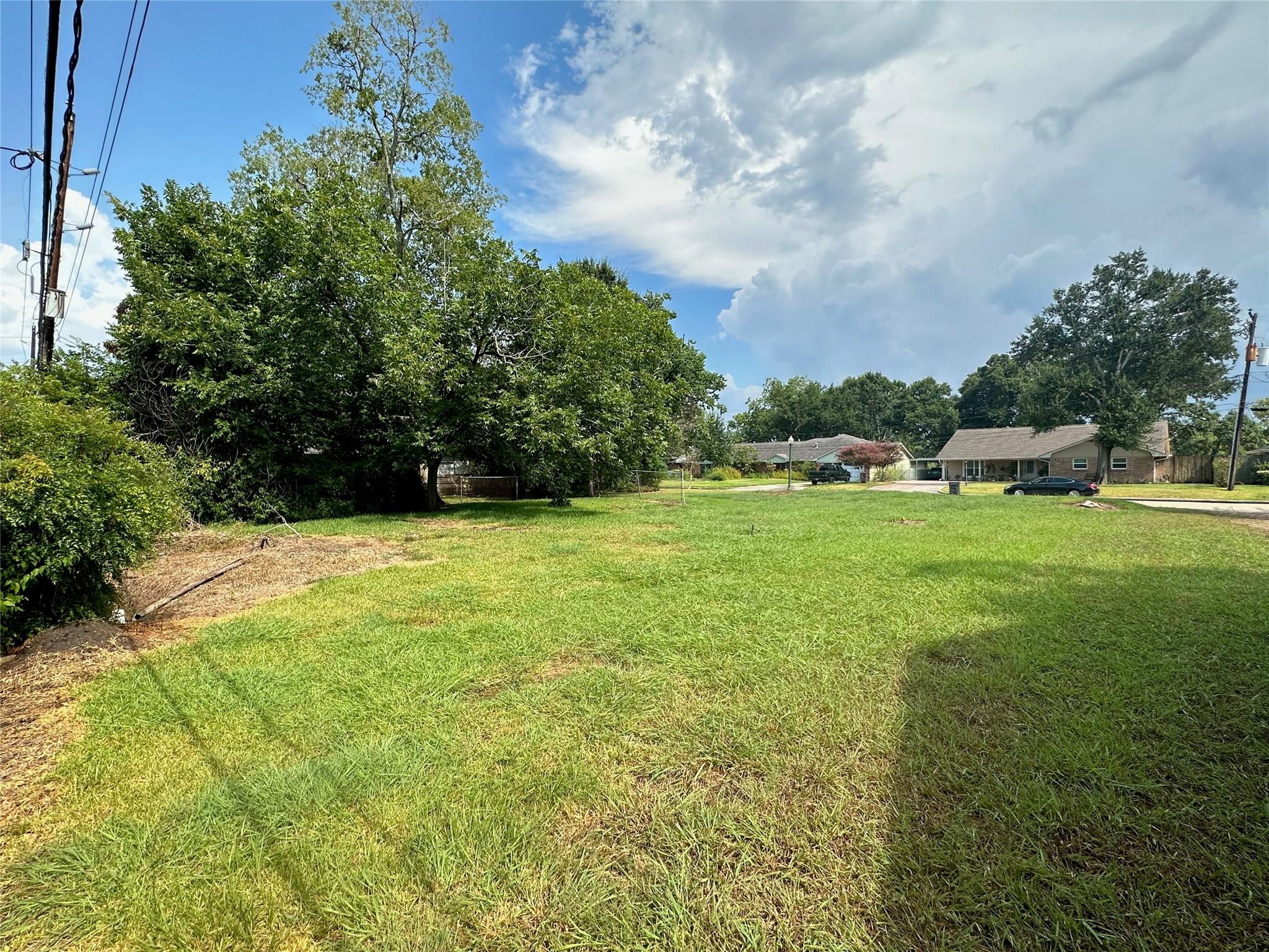 611 Lakeview Drive