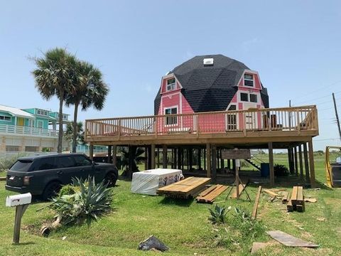 Photo of 4020 Las Palmas Street, Galveston, TX 77554 (MLS # 40486567)
