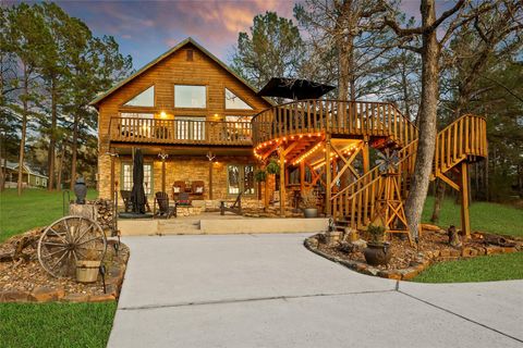 20 Hillsborough Drive Huntsville TX 77340