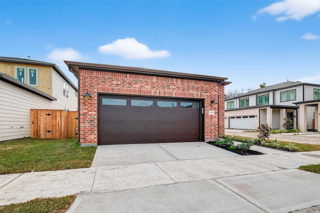 Photo of 4340 Avron Drive, Stafford, TX 77477 (MLS # 95563250)