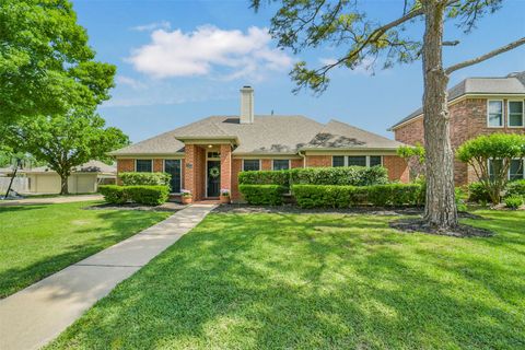 Photo of 14915 Redbud Leaf Lane, Cypress, TX 77433 (MLS # 27544658)
