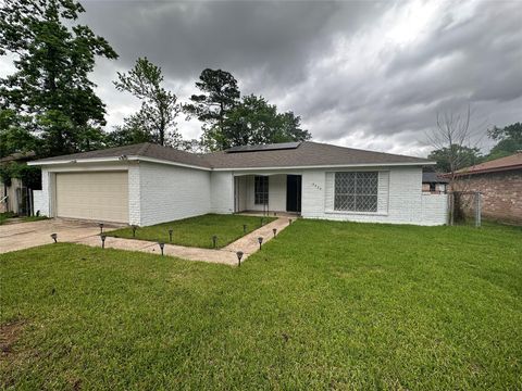Photo of 9939 Valley Park Drive, Houston, TX 77078 (MLS # 73437964)