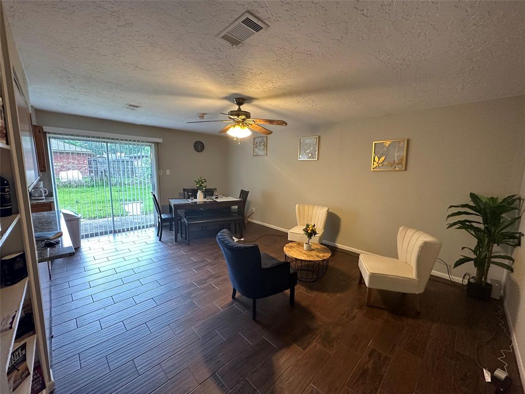 Photo of 9939 Valley Park Drive, Houston, TX 77078 (MLS # 73437964)