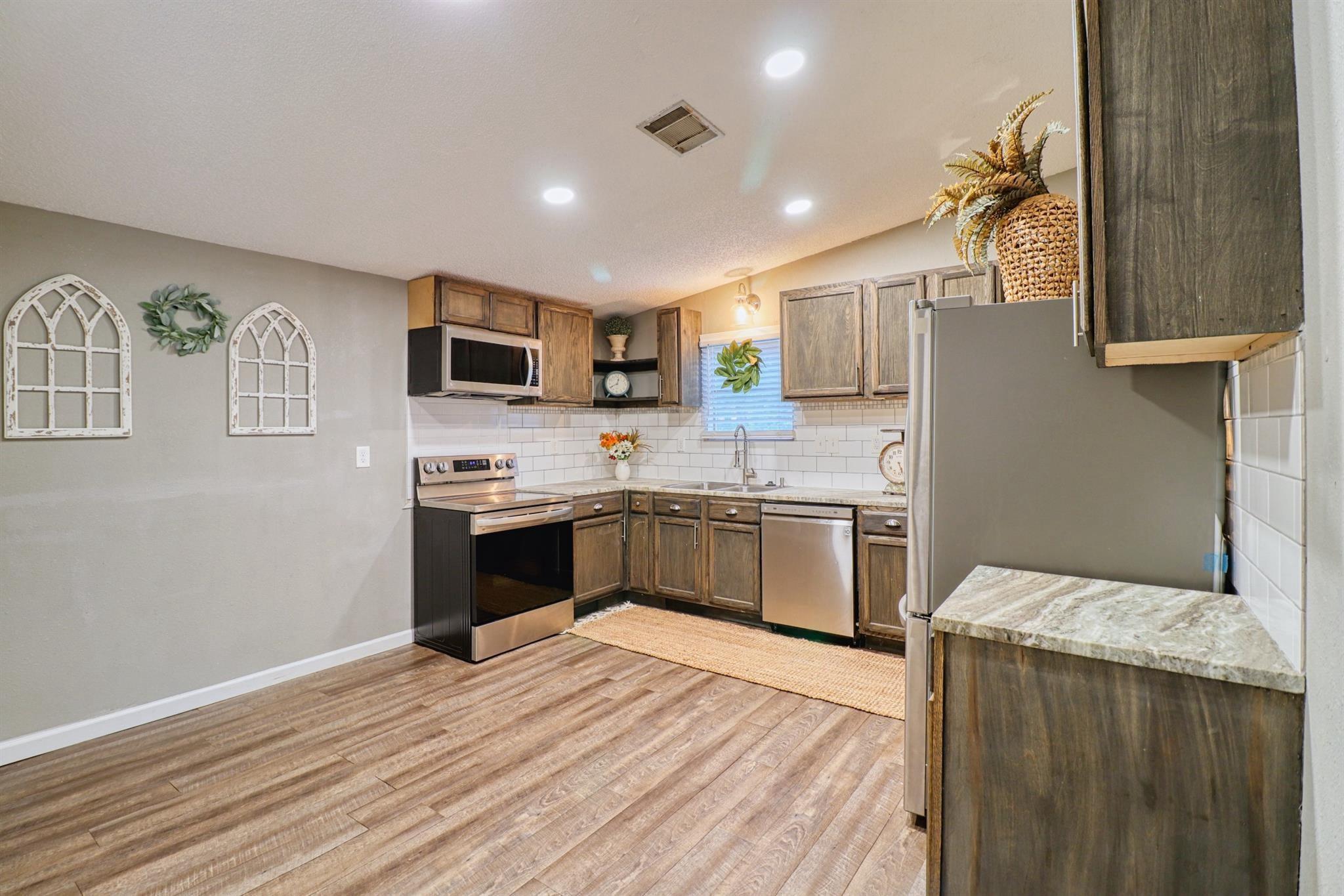 21702 Island Lake Loop E
