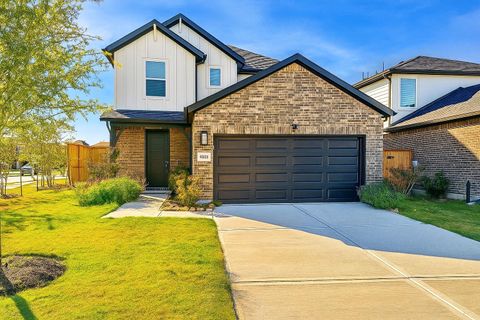 Photo of 9638 Lily Vista Lane, Richmond, TX 77407 (MLS # 7171502)