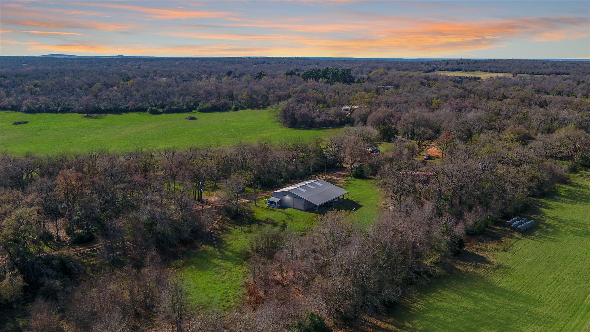 969 Private Road 7054