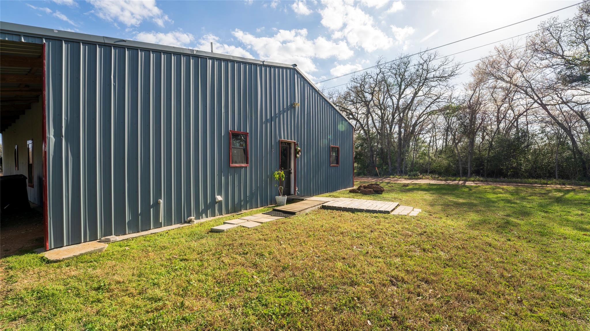 969 Private Road 7054