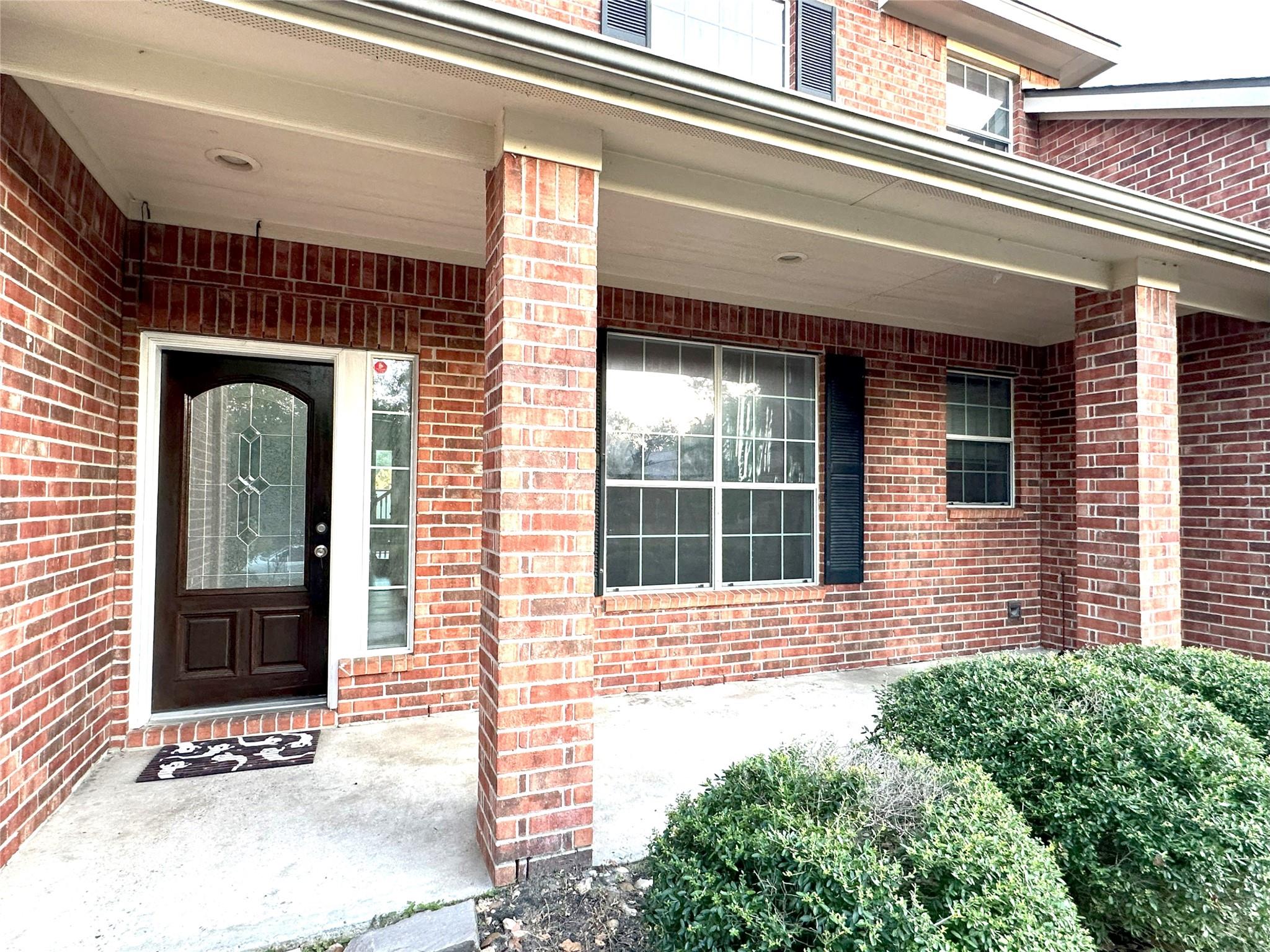 46 S April Mist Circle