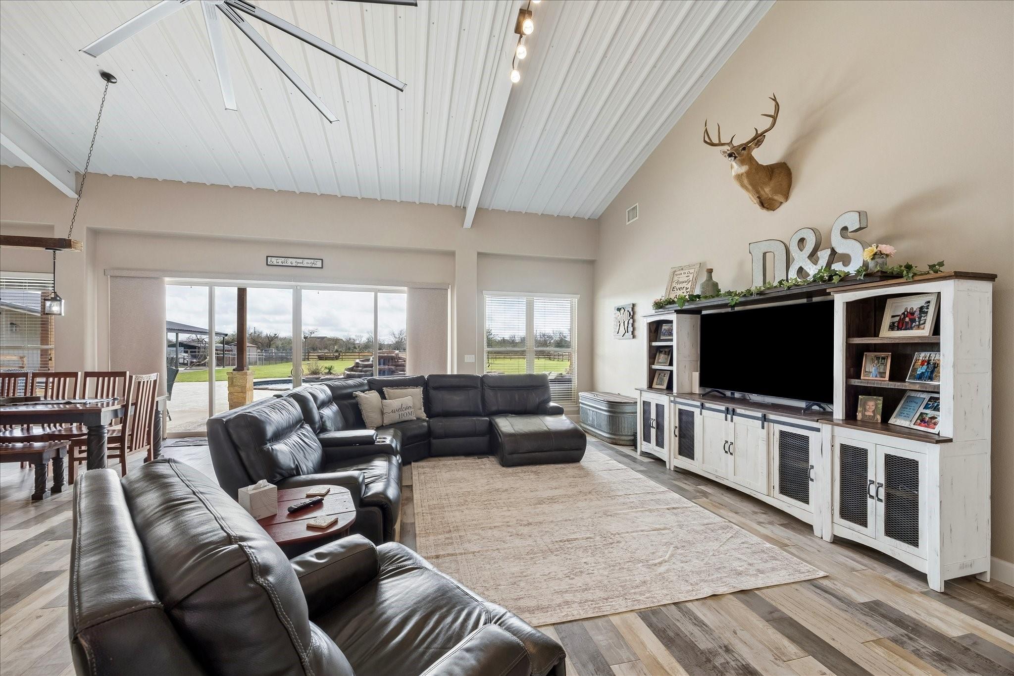 2224 Maler Road